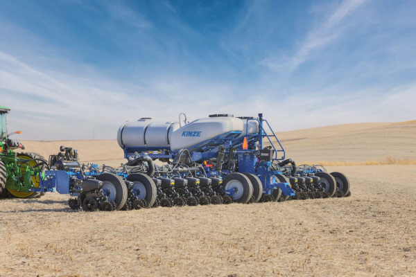 Kinze | High Tech | Model 5900 for sale at Lowe & Young, Inc., Ohio
