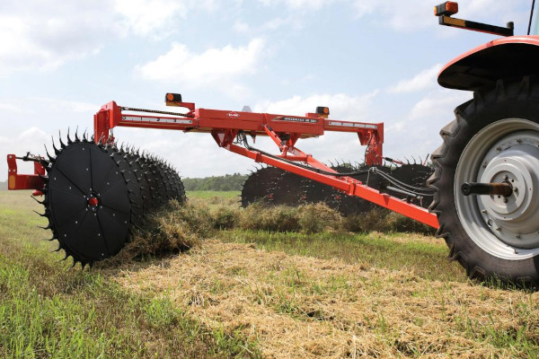 Kuhn | Wheel Rakes | SR 800 Series for sale at Lowe & Young, Inc., Ohio