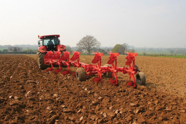 Kuhn | Semi-Mounted Rollover Plows | Vari-Manager for sale at Lowe & Young, Inc., Ohio